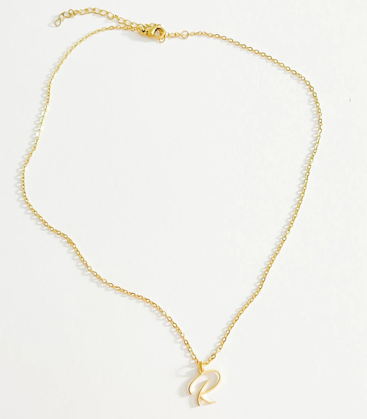 DAINTY CURSIVE INITIAL NECKLACE - ROSOKI